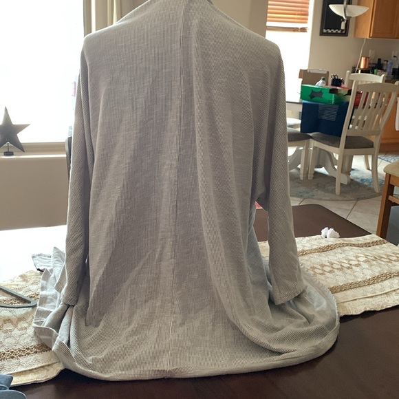 Light weight jacket - Picture 5 of 6